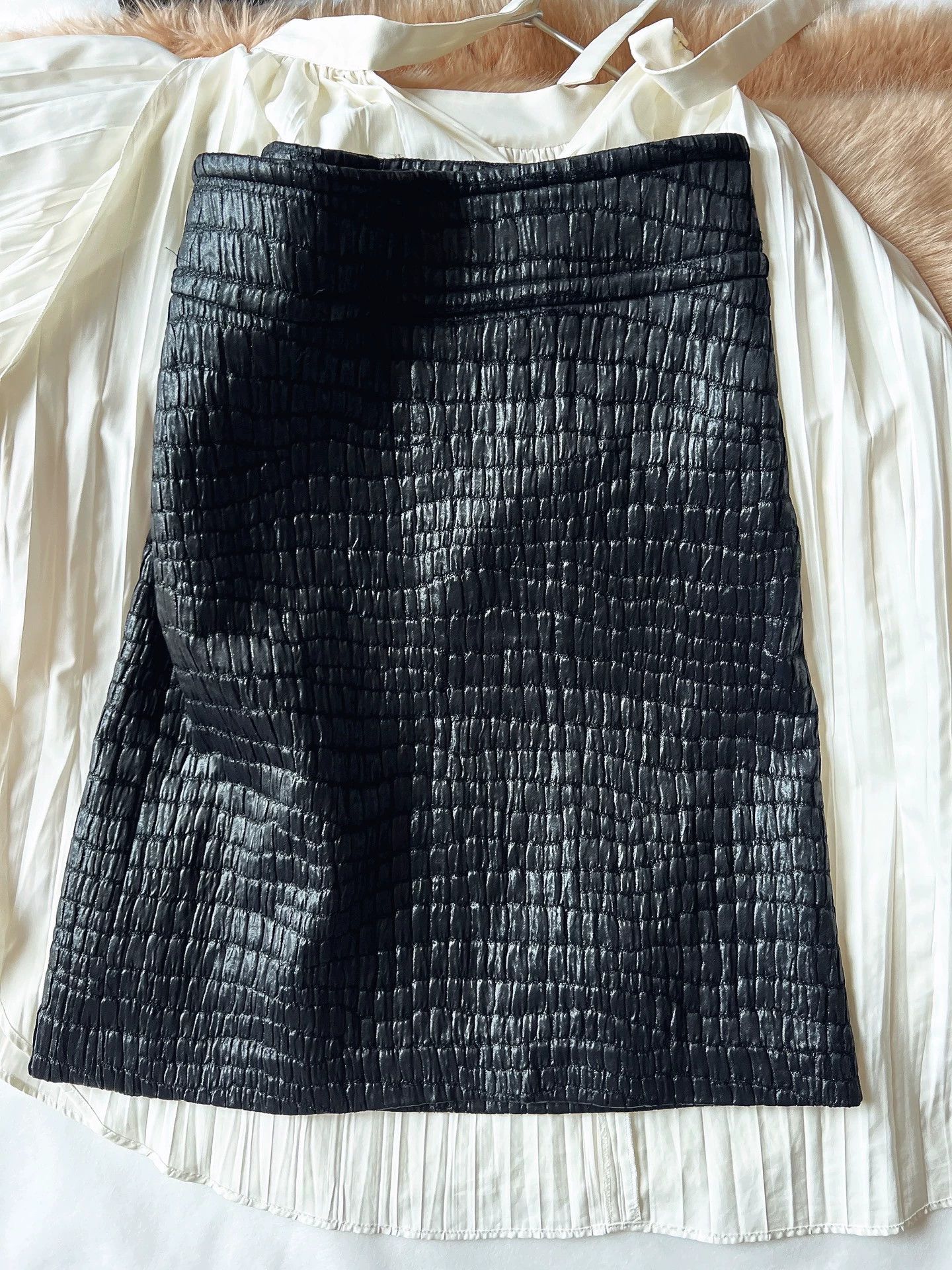 Dries Van Noten DRIES VAN NOTEN Alligator textured skirt - -DMC Size US 38 / EU 54 - 3 Thumbnail