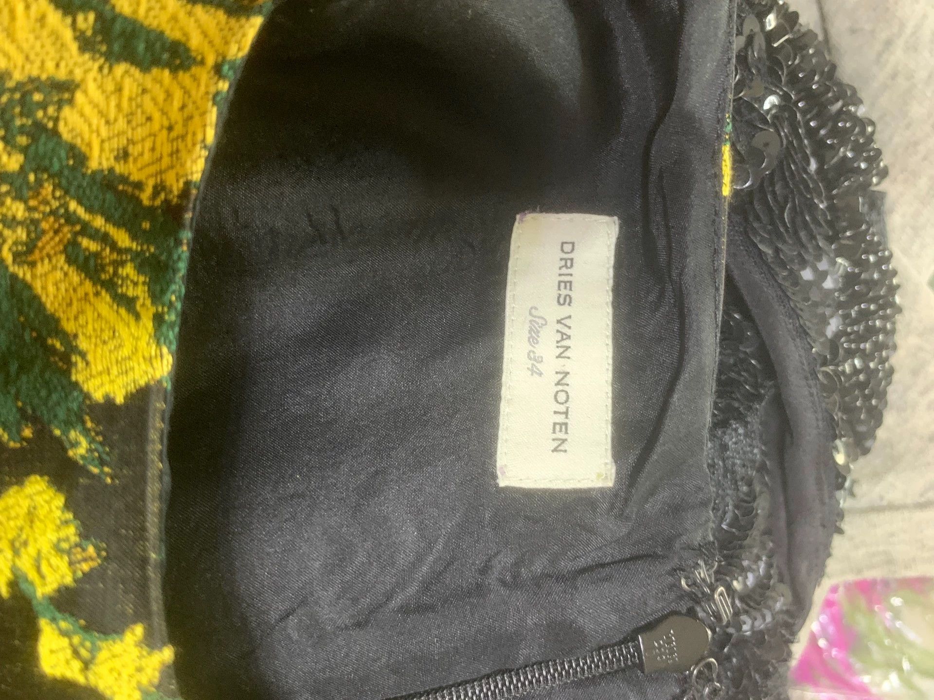 Dries Van Noten DRIES VAN NOTEN Show heavy stitching bead jacquard dress -DMC Size US S / EU 44-46 / 1 - 3 Thumbnail