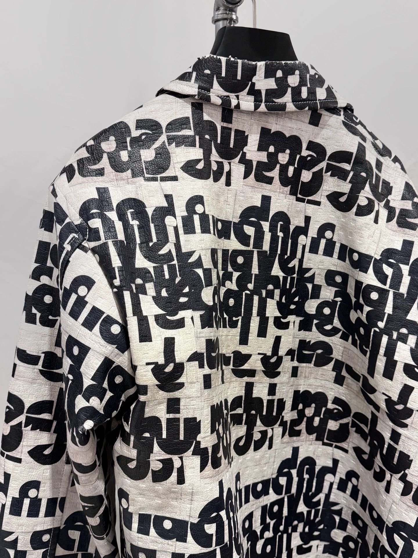 Comme des Garcons Comme Des Garcons Asymmetric printed leather jacket -DMC Size US S / EU 44-46 / 1 - 5 Thumbnail
