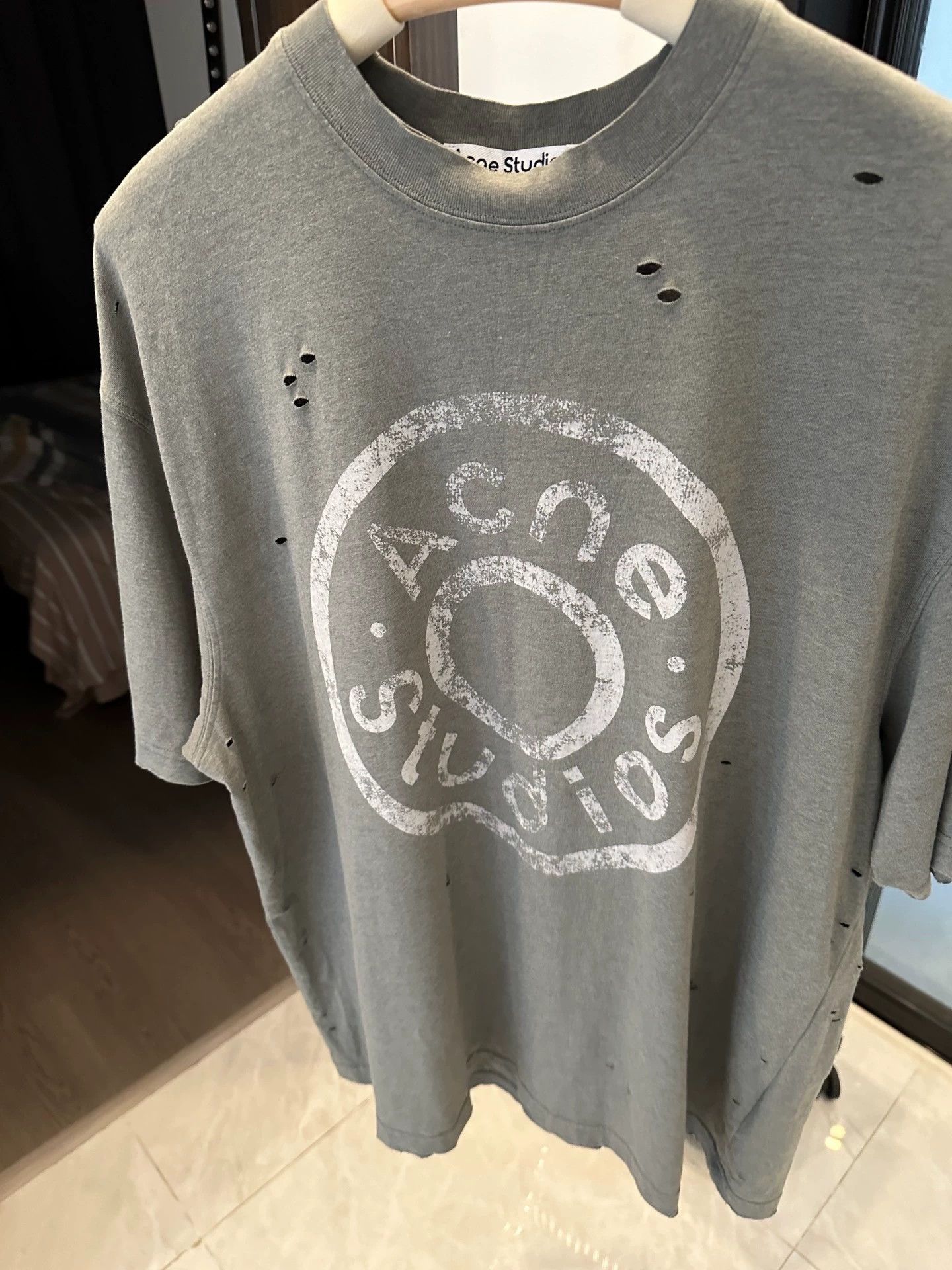 Acne Studios Acne Studios 24AW makes old button print T-shirts -DMC Size US M / EU 48-50 / 2 - 2 Thumbnail