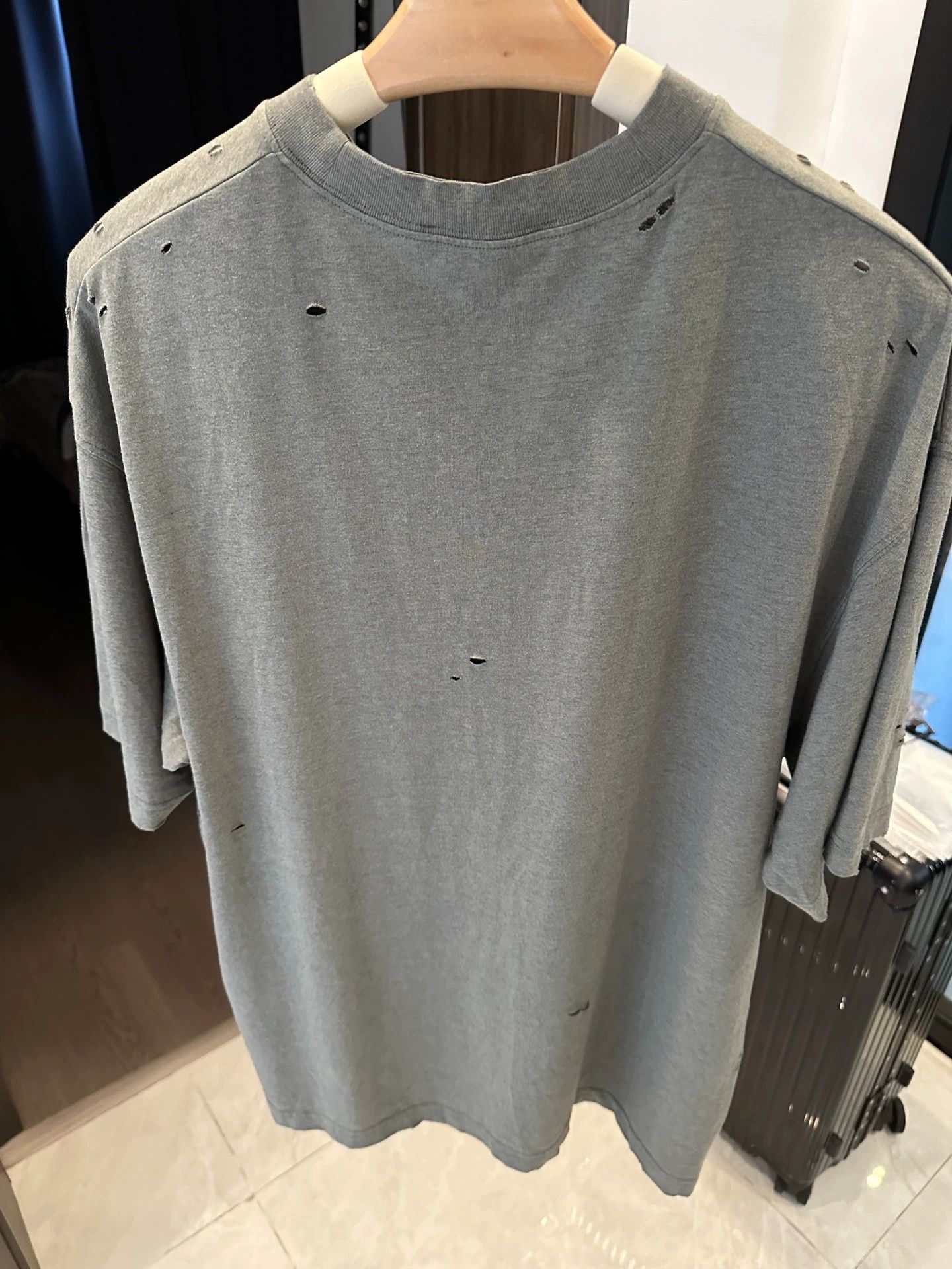 Acne Studios Acne Studios 24AW makes old button print T-shirts -DMC Size US M / EU 48-50 / 2 - 4 Thumbnail