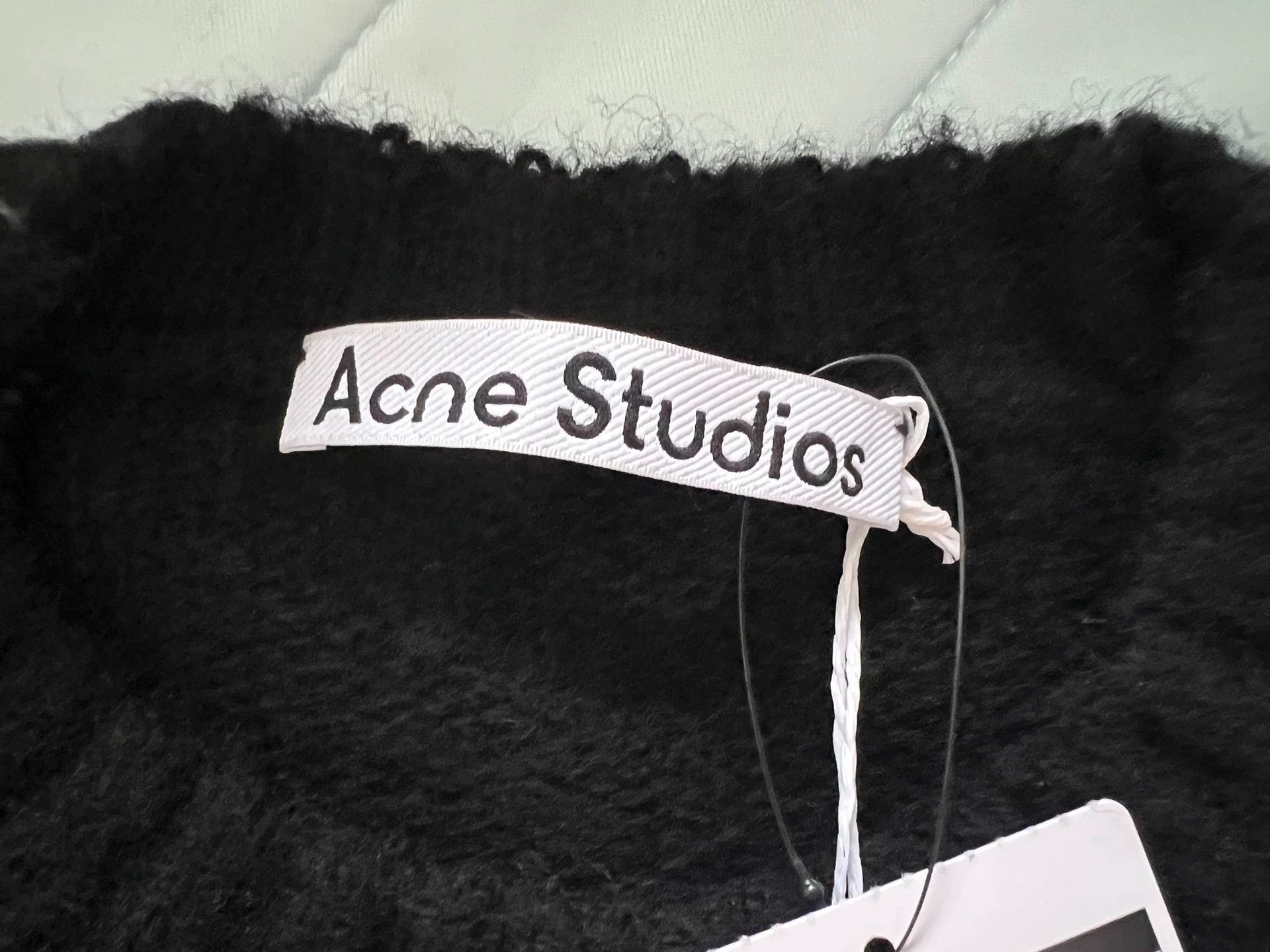 Acne Studios Acne StudioSolid color Log crew-neck long-sleeved sweater -DMC Size US S / EU 44-46 / 1 - 4 Thumbnail