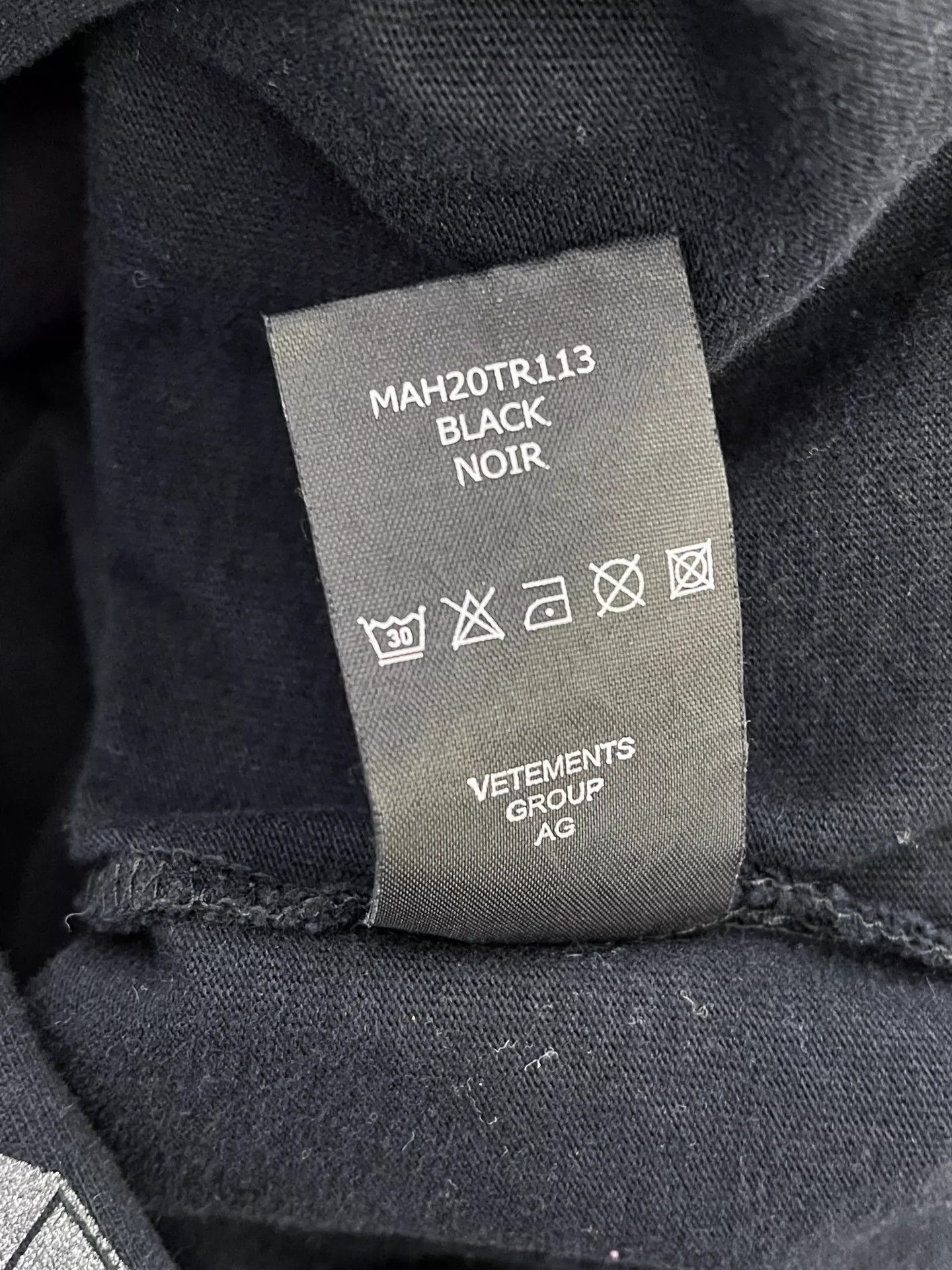 Vetements Vetements 20ss Presidential Black Face Mask Headcover -DMC Size US XS / EU 42 / 0 - 6 Thumbnail