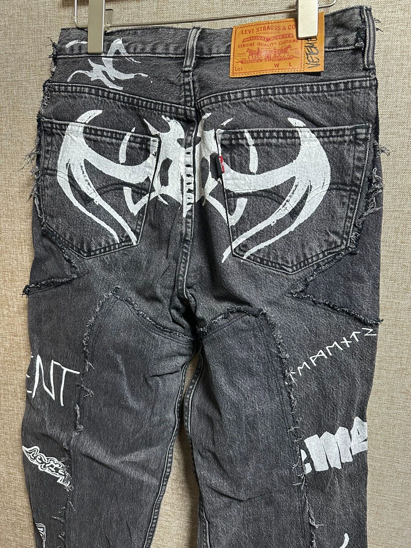 Vetements Vetements Tattoo Logo Splicing Cowboy Pants -DMC Size US 32 / EU 48 - 3 Thumbnail