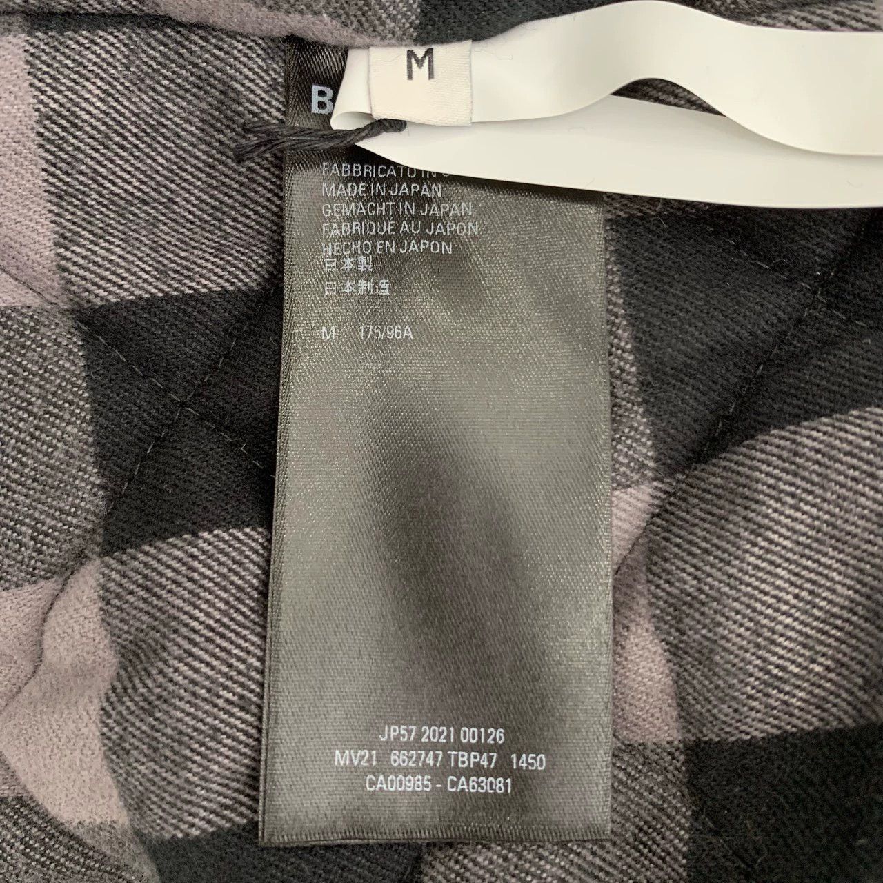 Balenciaga Balenciaga 21 Multi Pocket Irregular Design Denim Jacket -DMC Size US M / EU 48-50 / 2 - 8 Thumbnail