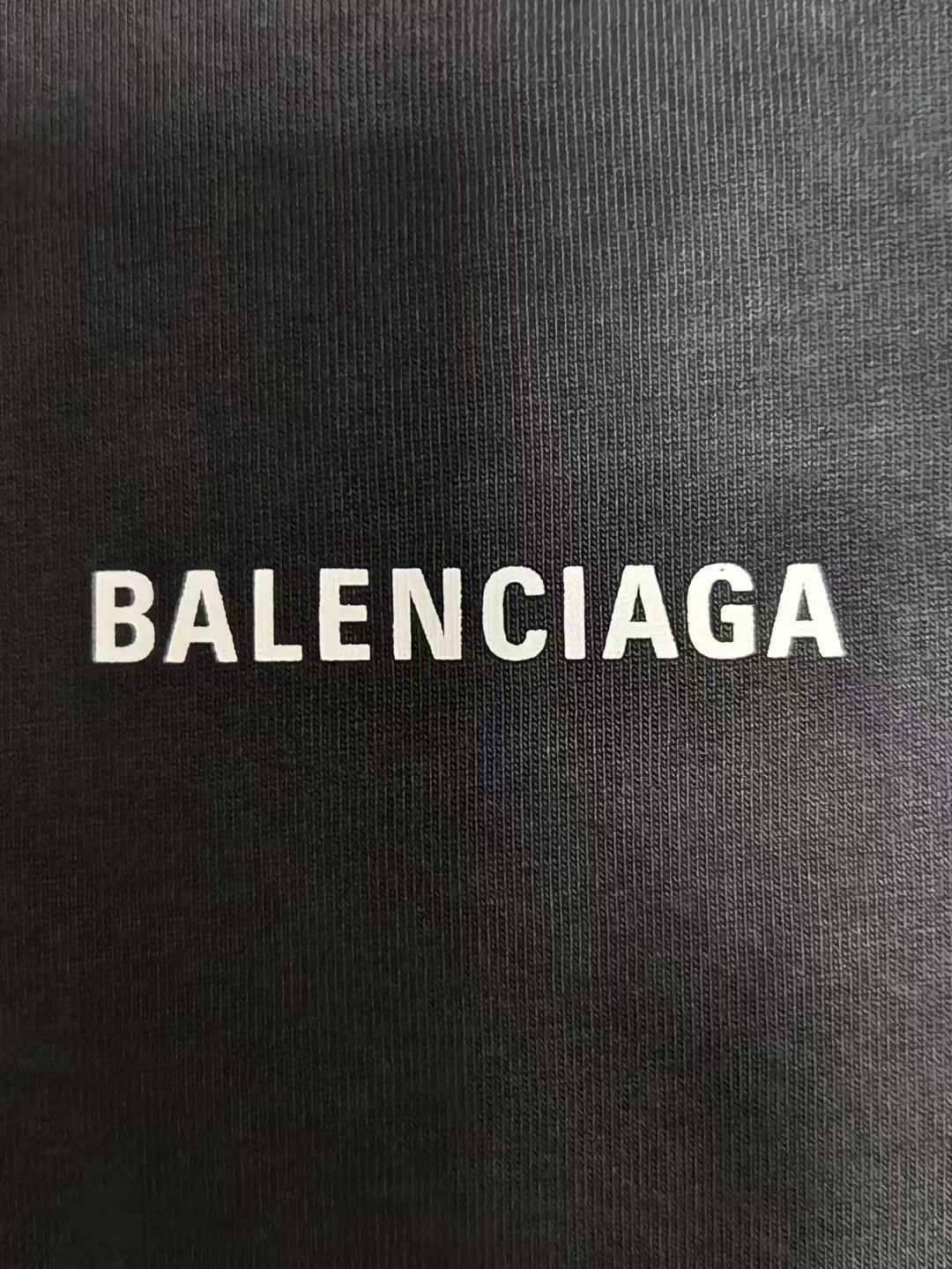 Balenciaga Balenciaga front and back logo washed short sleeved T-shirt -DMC Size US S / EU 44-46 / 1 - 3 Thumbnail