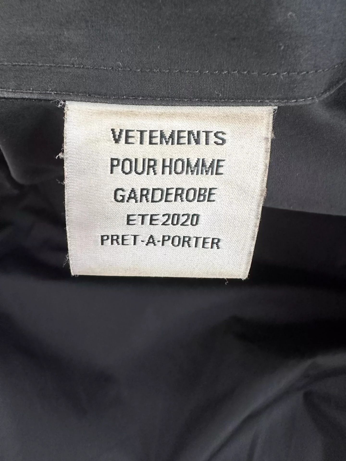 Vetements Vetements 20ss Officer Shirt McDonald's Season Security -DMC Size US M / EU 48-50 / 2 - 5 Thumbnail