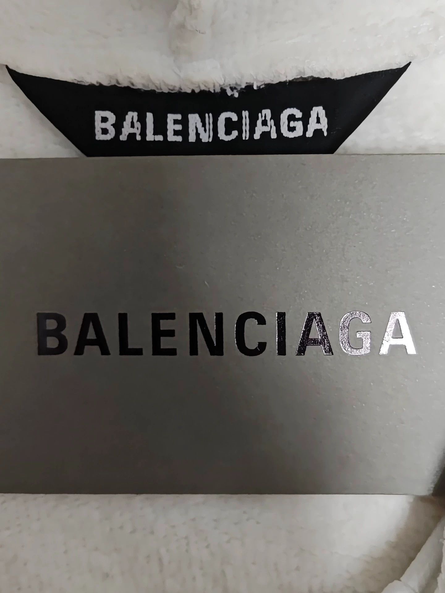 Balenciaga Balenciaga Sacred Heart washed and worn hooded sweatshirt -DMC Size US XXS / EU 40 - 5 Thumbnail