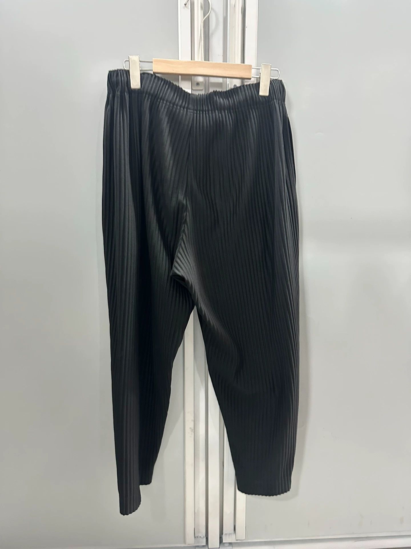 Issey Miyake issey miyake Men's black casual pants Size US 28 / EU 44 - 2 Thumbnail