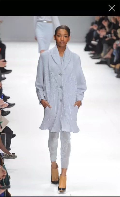 Issey Miyake issey miyake Wide sleeved flower bud coat Size US S / EU 44-46 / 1 - 9 Thumbnail