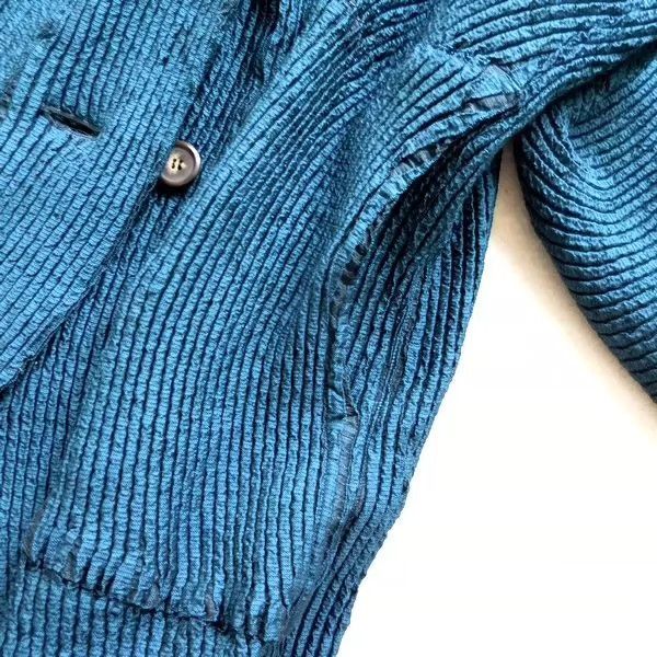 Issey Miyake issey miyake Wide sleeved flower bud coat Size US S / EU 44-46 / 1 - 5 Thumbnail