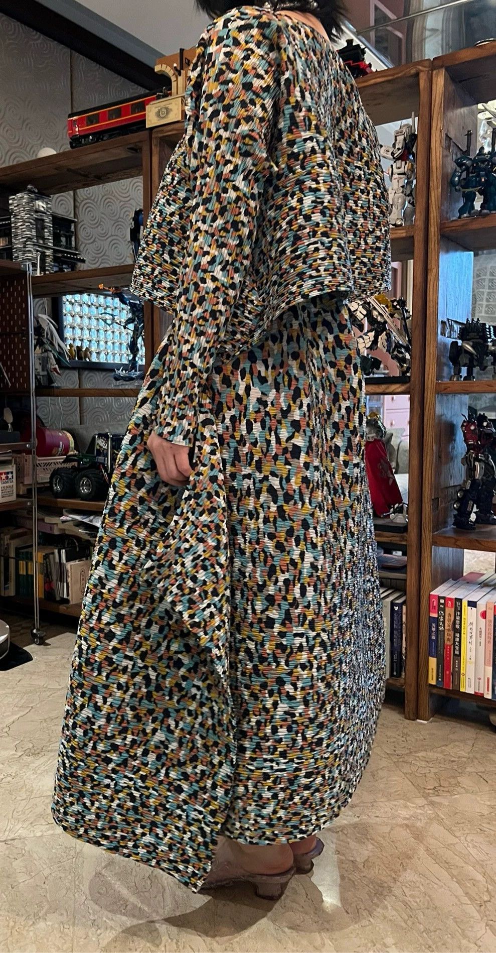 Issey Miyake issey miyake Fish scale main line skirt Size US 30 / EU 46 - 3 Thumbnail