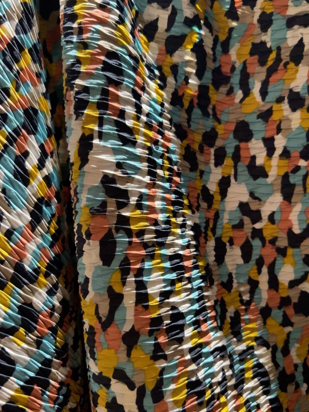 Issey Miyake issey miyake Fish scale main line skirt Size US 30 / EU 46 - 7 Thumbnail
