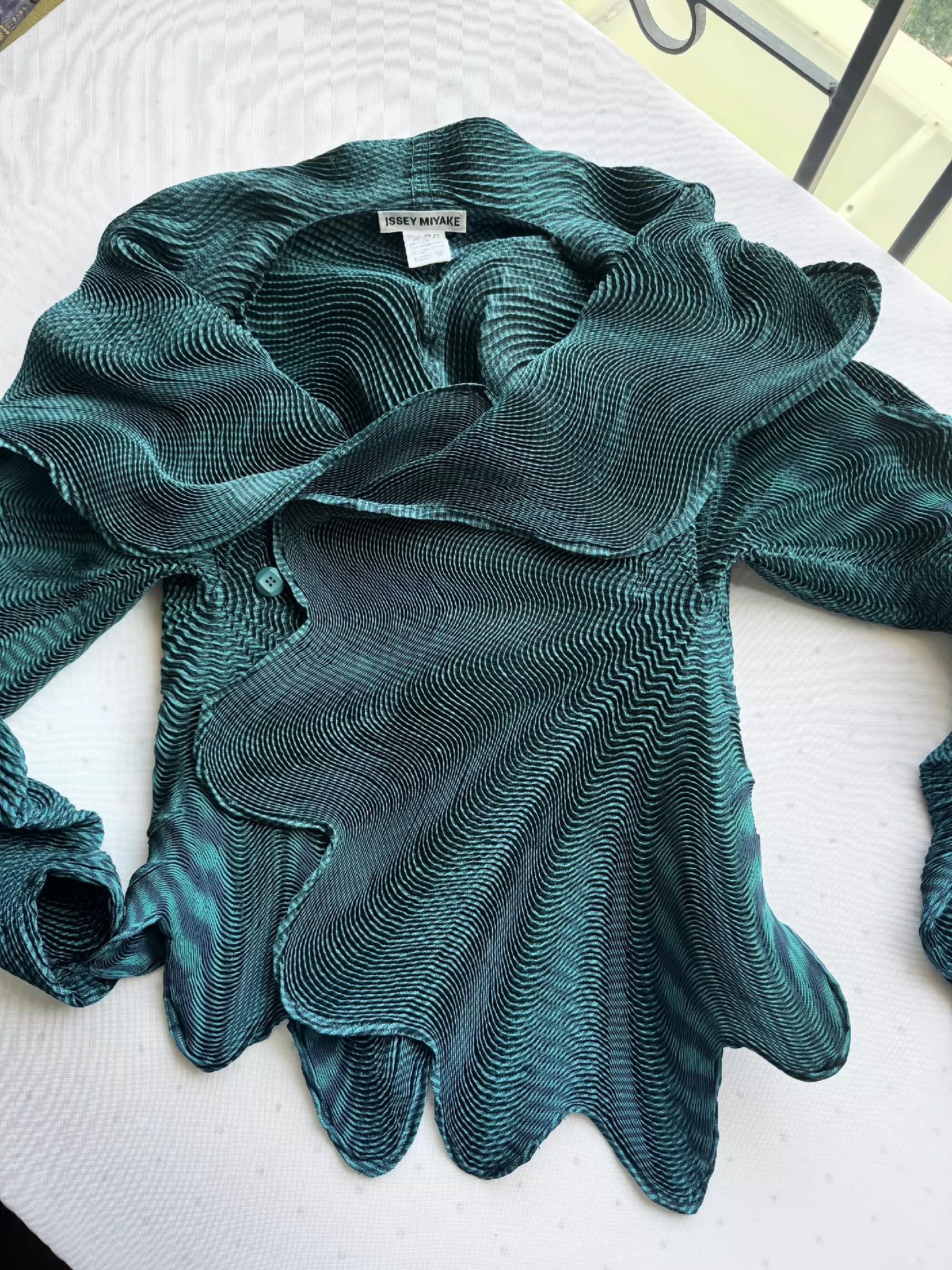 Issey Miyake issey miyake Spiral shaped flower bud cardigan long sleeved shirt Size US S / EU 44-46 / 1 - 2 Thumbnail