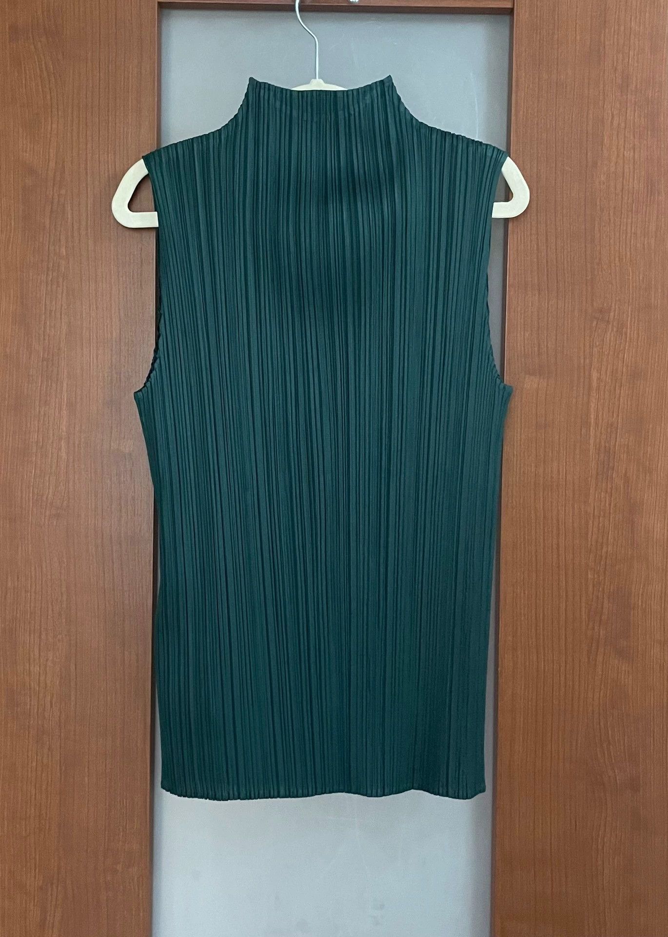 Issey Miyake issey miyake High neck sleeveless vest Size US M / EU 48-50 / 2 - 2 Thumbnail