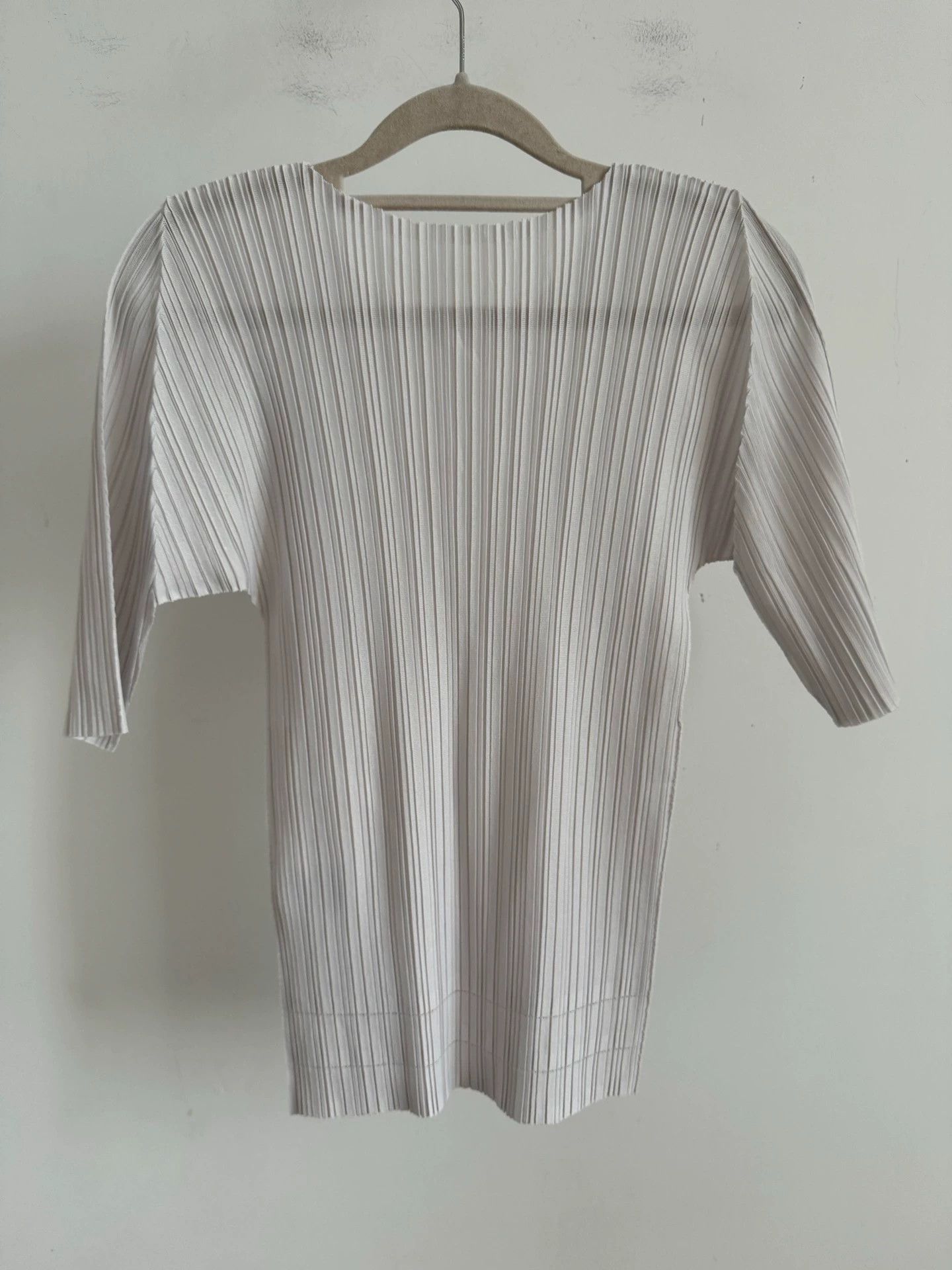 Issey Miyake issey miyake Grey pleated short sleeved shirt Size US M / EU 48-50 / 2 - 2 Thumbnail