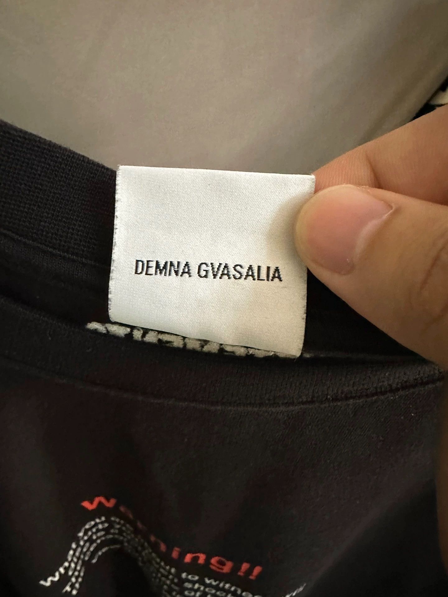 Vetements Waitements warning short sleeves -DMC Size US L / EU 52-54 / 3 - 5 Thumbnail