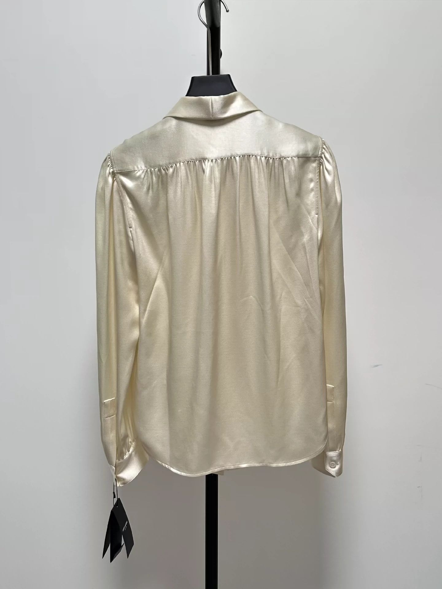 Saint Laurent Paris Saint Laurent Paris Flower knot collar ribbon silk shirt Size US XS / EU 42 / 0 - 2 Thumbnail