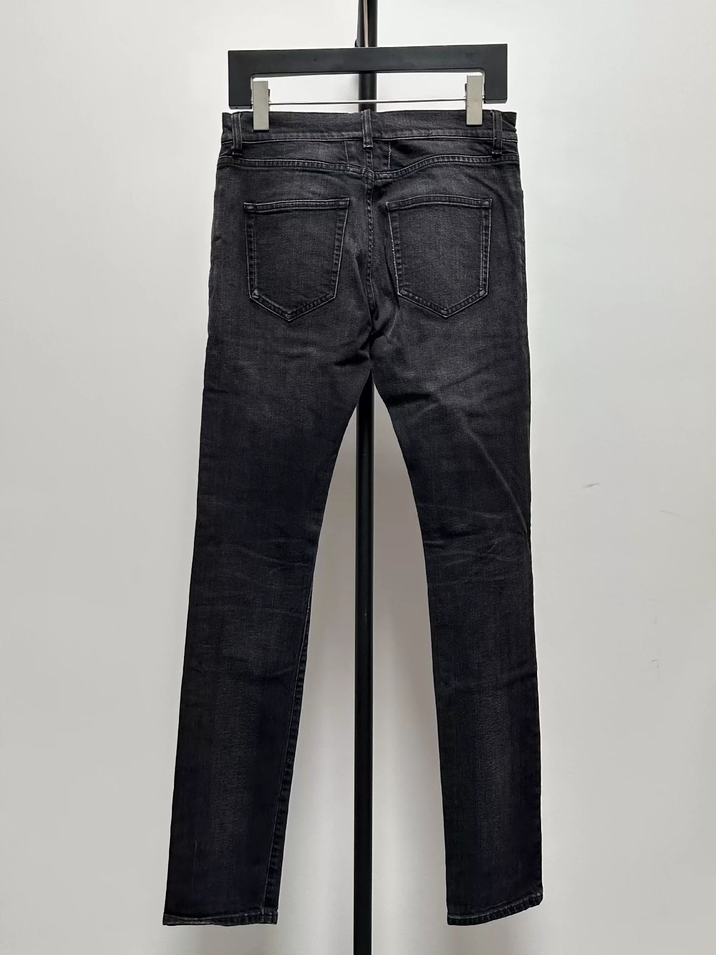 Saint Laurent Paris Saint Laurent Paris D02 knee damaged jeans Size US 31 - 2 Thumbnail