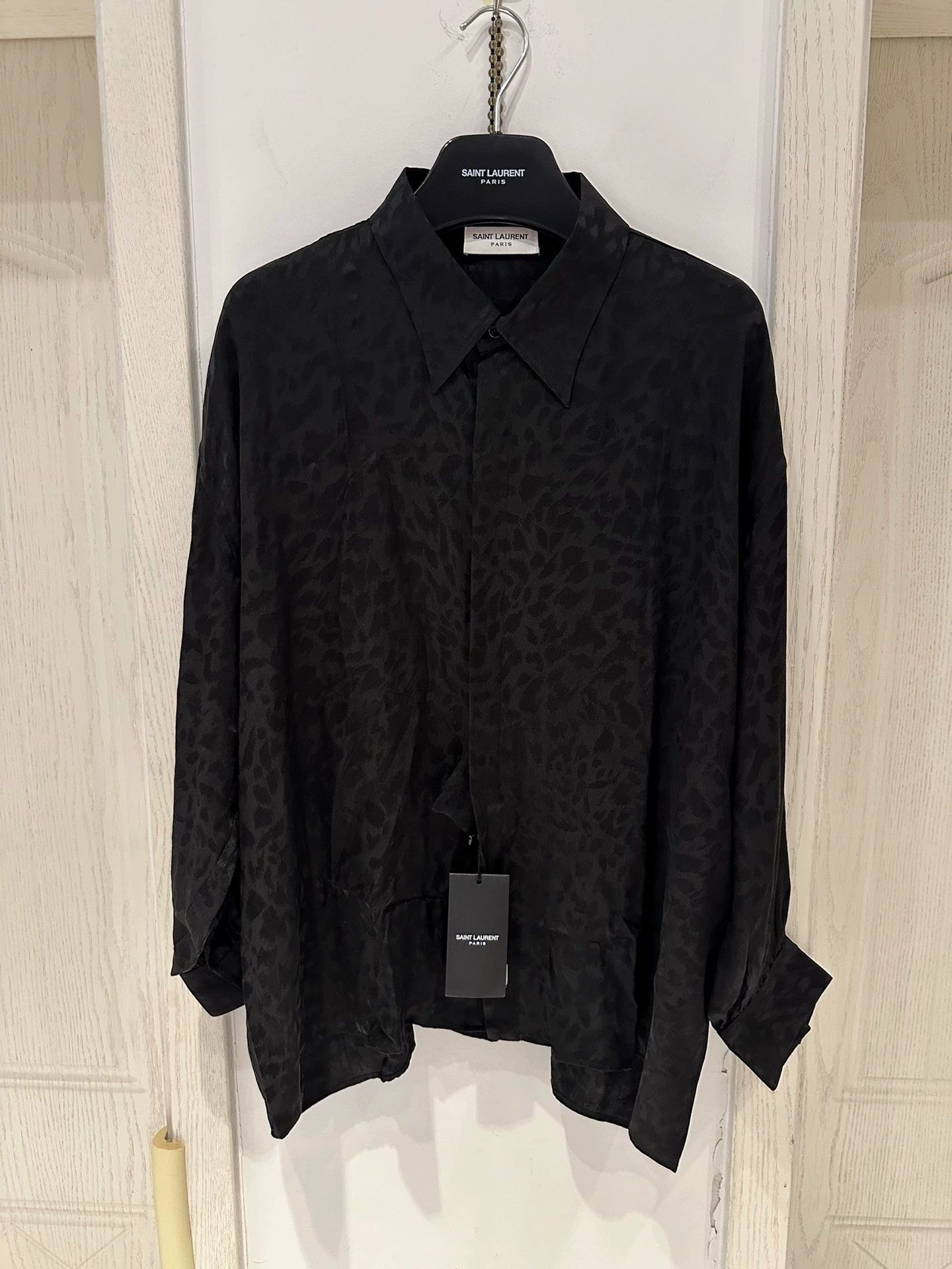 Saint Laurent Paris Saint Laurent Paris Show off dark patterned silk shirt Size US M / EU 48-50 / 2 - 2 Thumbnail