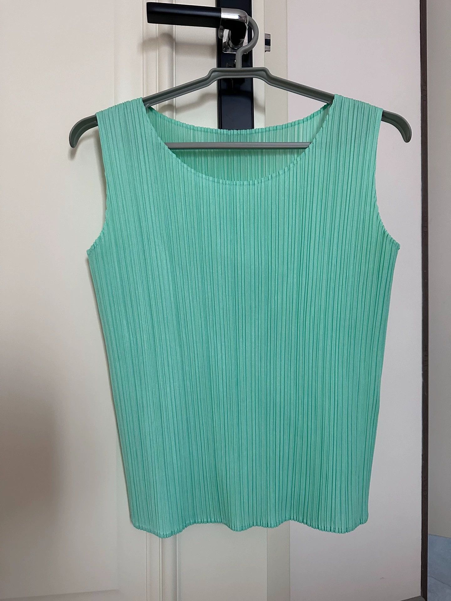 Issey Miyake issey miyake Wrinkled green vest Size US M / EU 48-50 / 2 - 3 Thumbnail