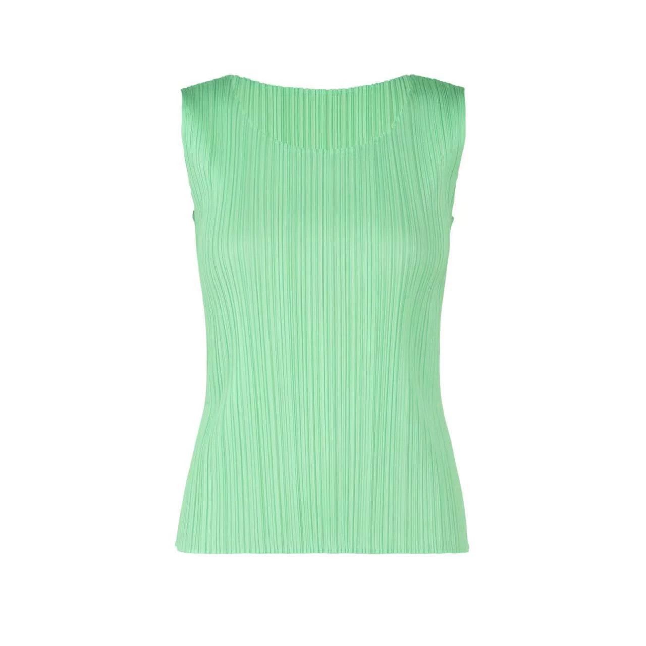 Issey Miyake issey miyake Wrinkled green vest Size US M / EU 48-50 / 2 - 2 Thumbnail