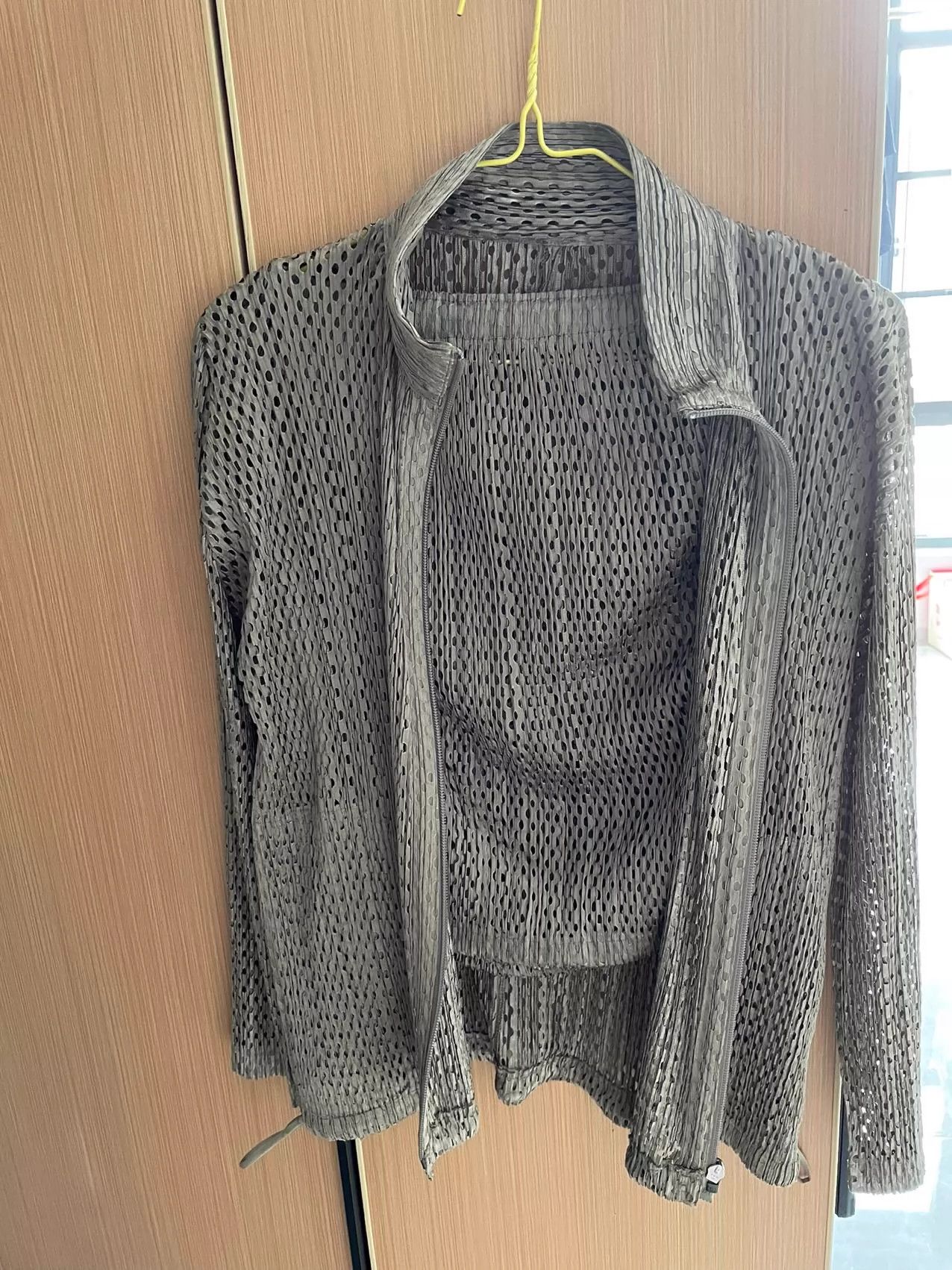 Issey Miyake issey miyake Grey hollow vest Size US M / EU 48-50 / 2 - 4 Thumbnail