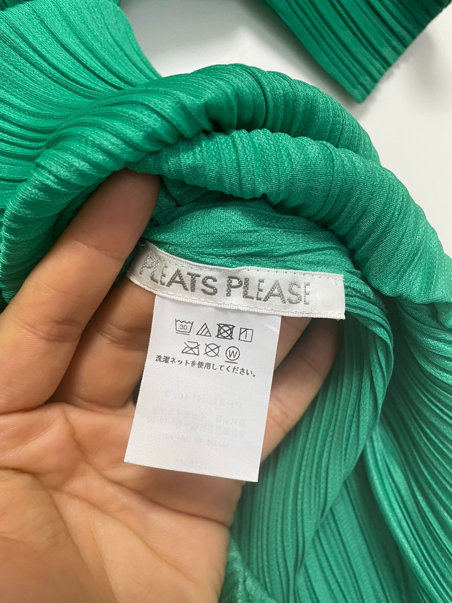 Issey Miyake issey miyake Classic green dress Size US 30 / EU 46 - 2 Thumbnail