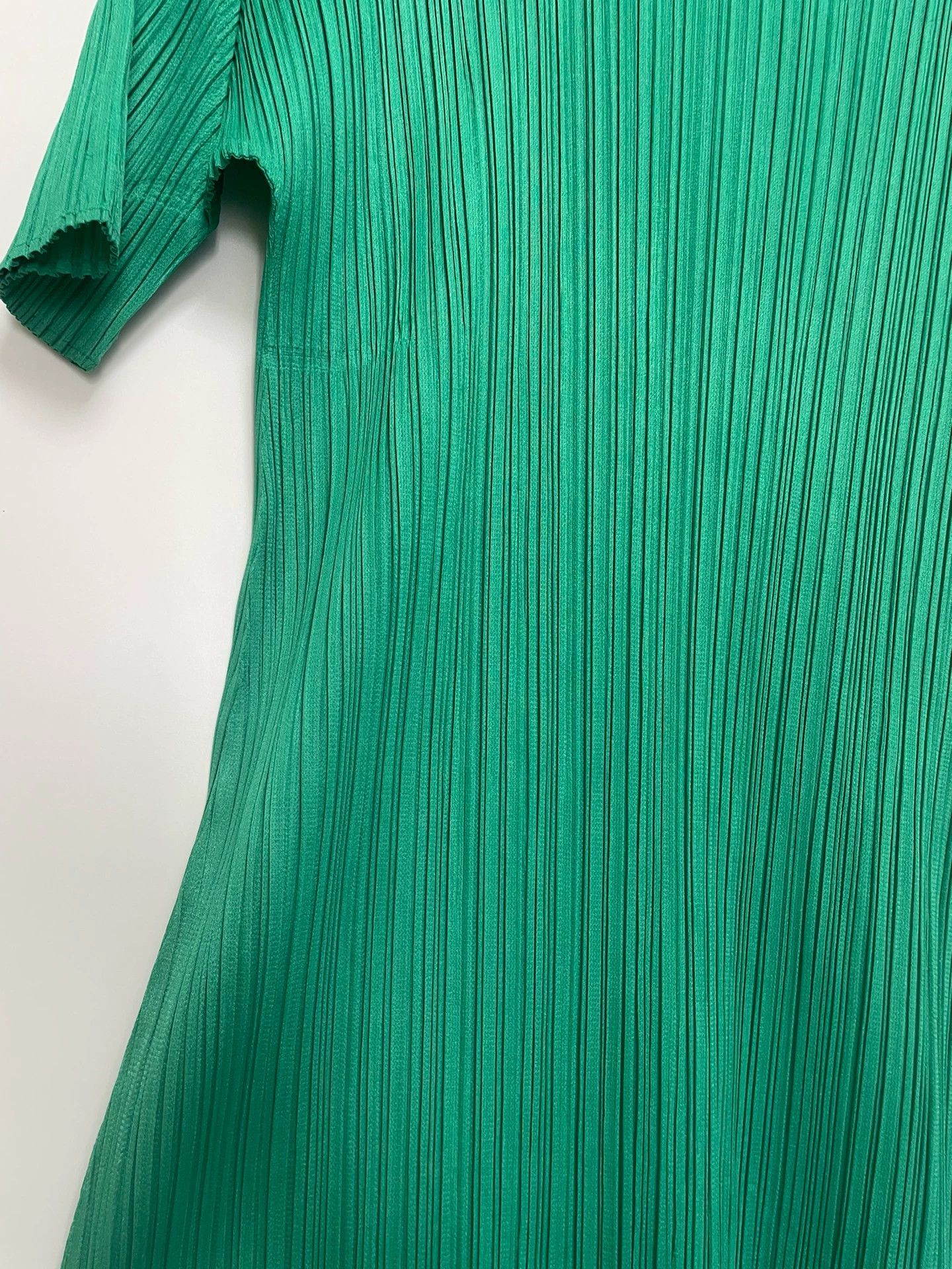 Issey Miyake issey miyake Classic green dress Size US 30 / EU 46 - 4 Thumbnail