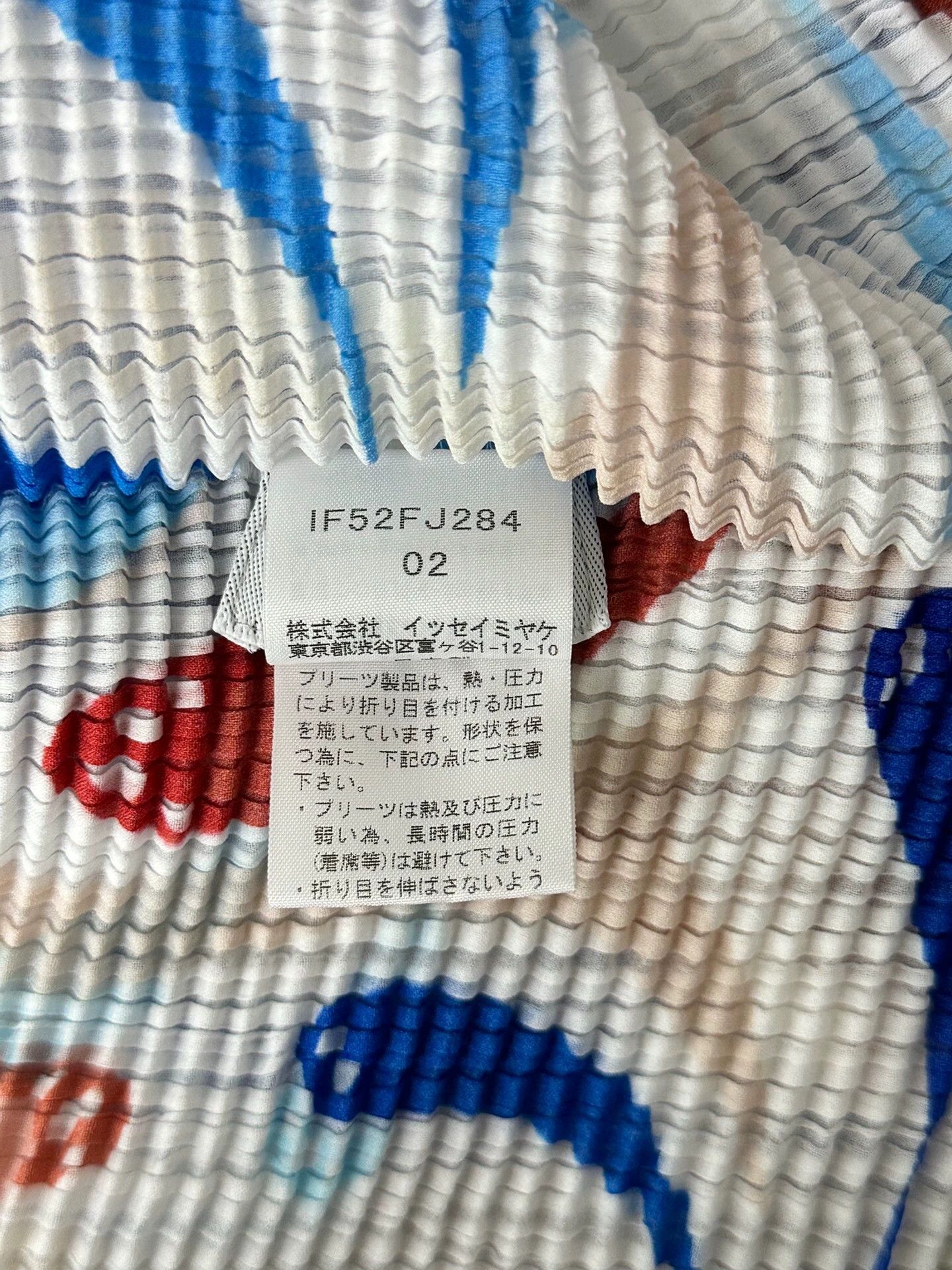 Issey Miyake issey miyake Colorful floral pleated short sleeved shirt Size US M / EU 48-50 / 2 - 4 Thumbnail