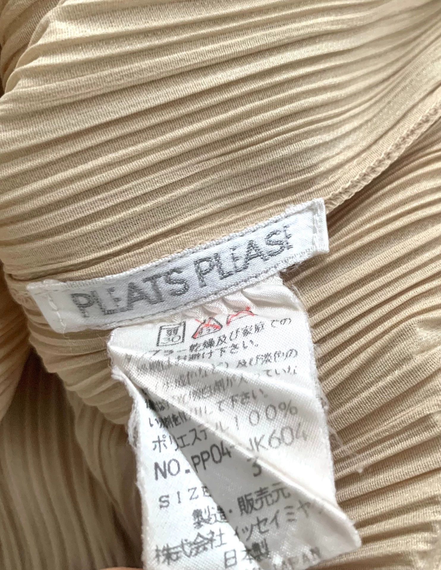 Issey Miyake issey miyake High neck pleated top Size US M / EU 48-50 / 2 - 2 Thumbnail