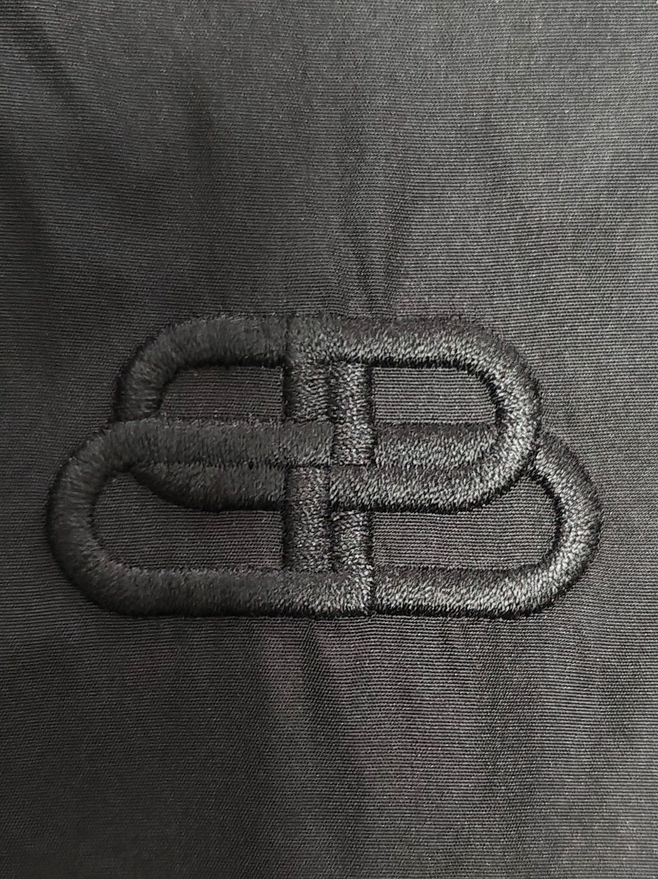 Balenciaga Balenciaga hand-painted logo nylon jacket Size US M / EU 48-50 / 2 - 3 Thumbnail