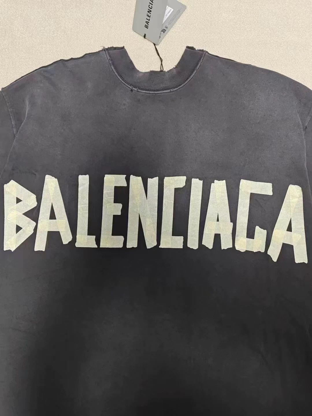 Balenciaga Balenciaga 24ss tape 3B 2-in-1 splicing, washed and damaged long sleeved sweatshirt Size US M / EU 48-50 / 2 - 4 Thumbnail
