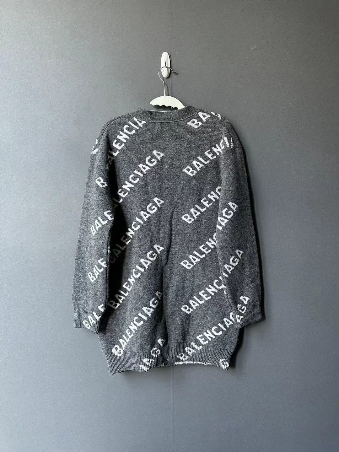 Balenciaga Balenciaga bullet screen cardigan Size US S / EU 44-46 / 1 - 2 Thumbnail