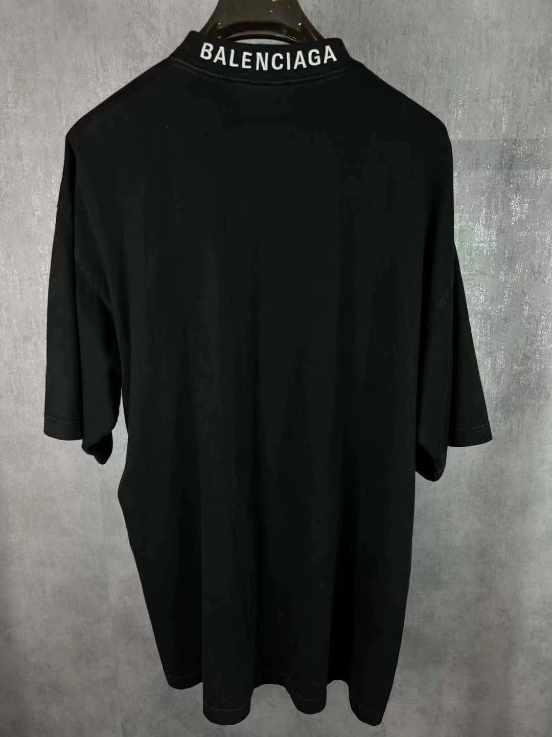Balenciaga Balenciaga Valentine's Day Love Embroidery Logo Short Sleeve Size US XXS / EU 40 - 2 Thumbnail
