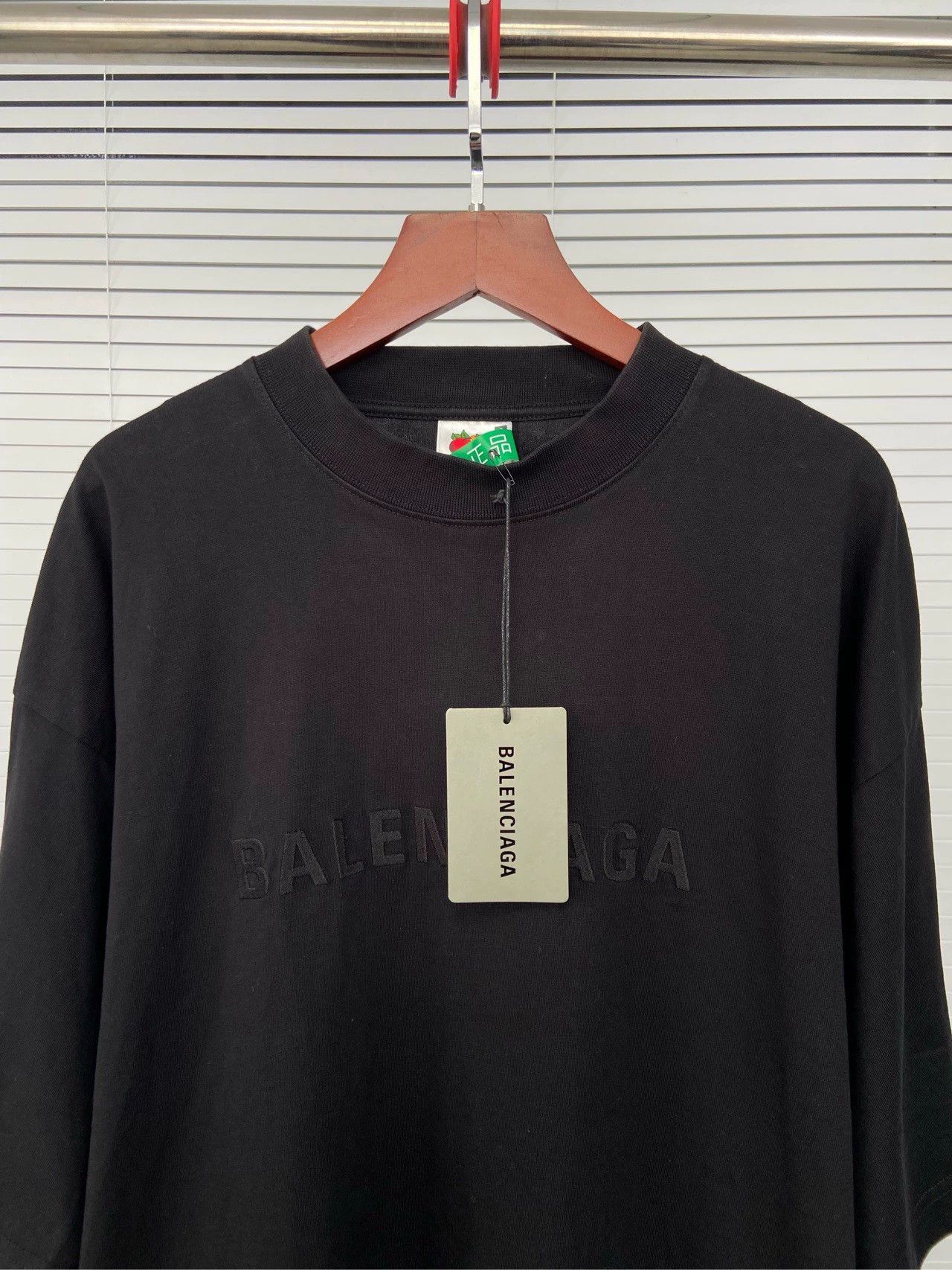 Balenciaga Balenciaga Mirror FW22 Solid Color Letter Printed Round Neck T-shirt Size US S / EU 44-46 / 1 - 4 Thumbnail
