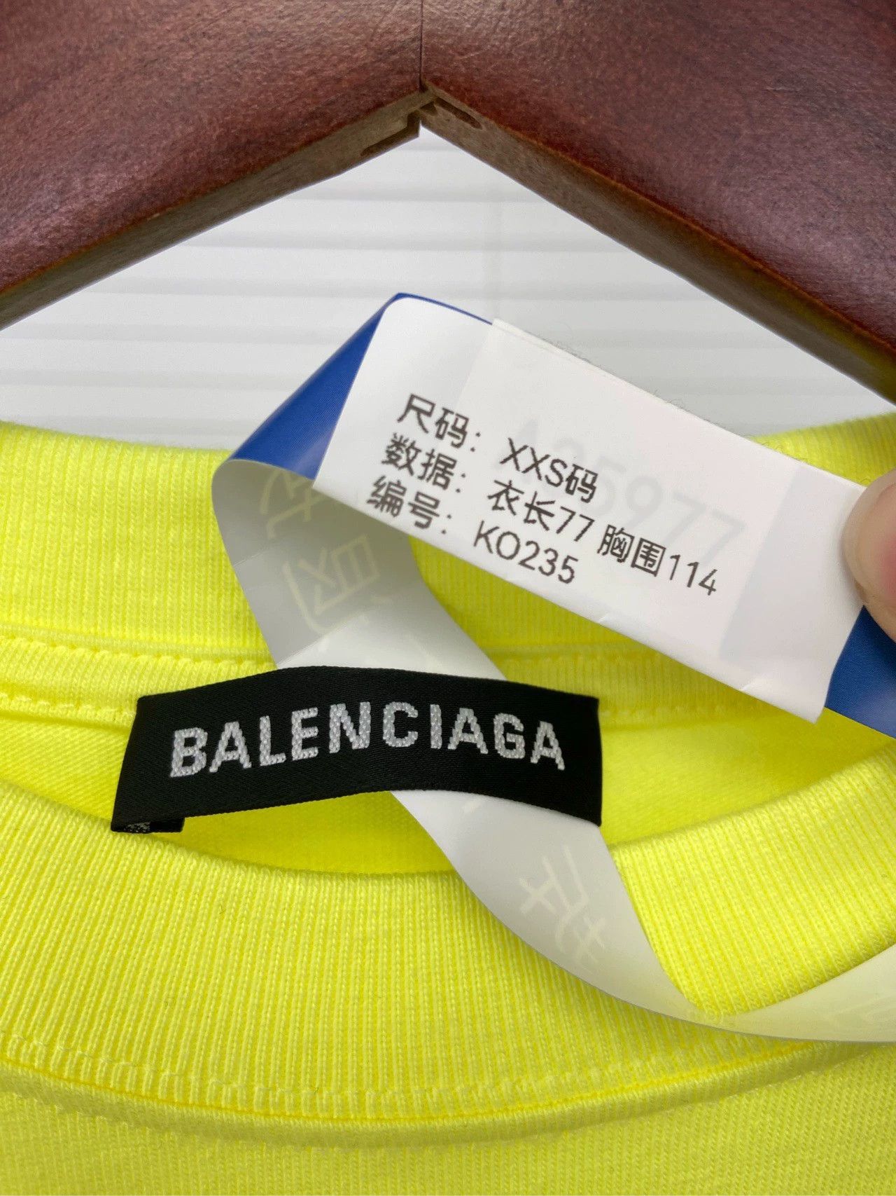 Balenciaga Balenciaga Cola Wave Apple Green Short sleeved T-shirt Size US XXS / EU 40 - 5 Thumbnail