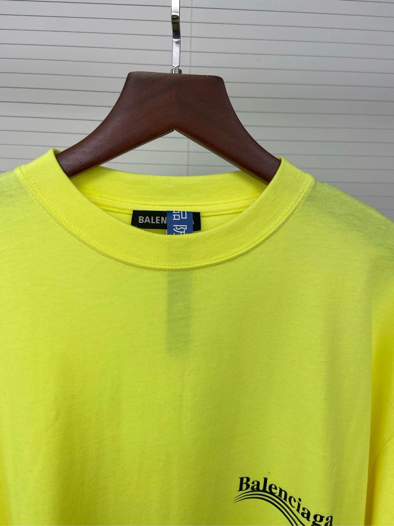 Balenciaga Balenciaga Cola Wave Apple Green Short sleeved T-shirt Size US XXS / EU 40 - 4 Thumbnail