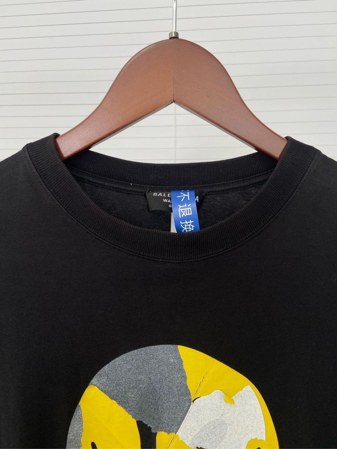 Balenciaga Balenciaga dissolved smiley face print round neck short sleeved shirt Size US L / EU 52-54 / 3 - 4 Thumbnail