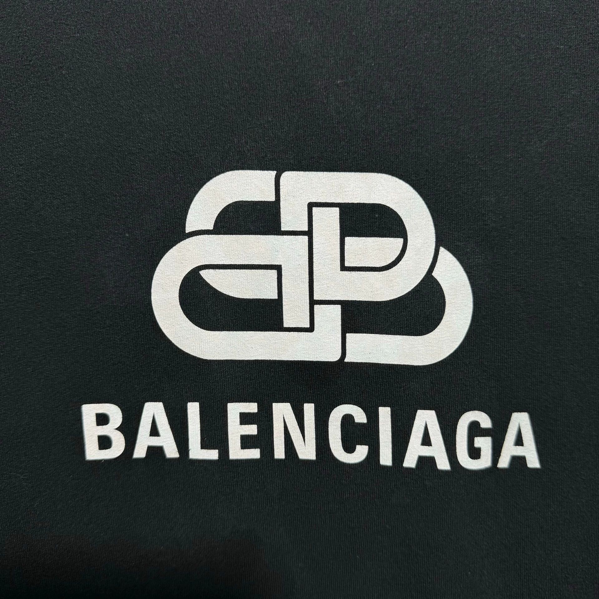 Balenciaga Balenciaga Lock Short Sleeve Size US XS / EU 42 / 0 - 2 Thumbnail