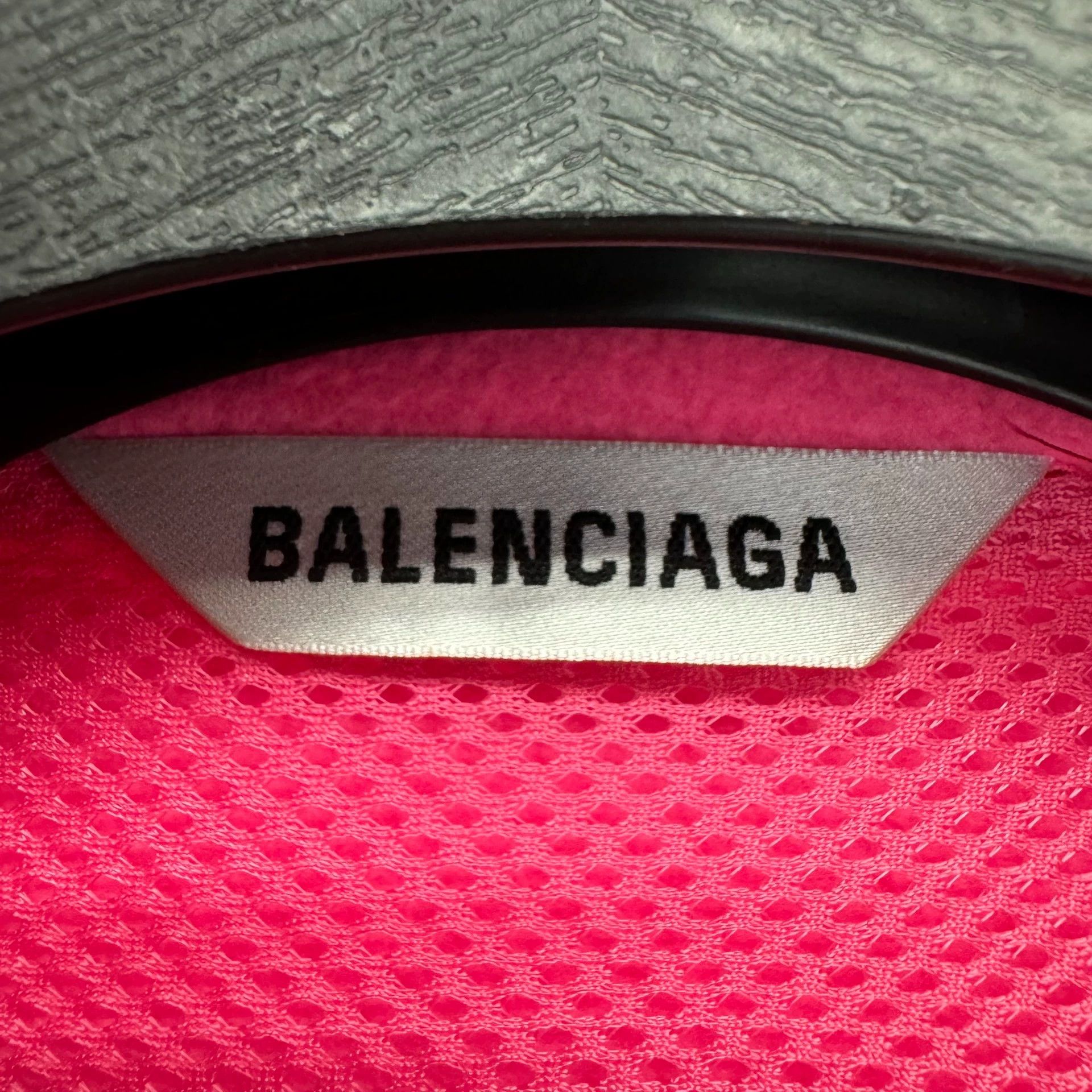 Balenciaga Balenciaga Pink Fleece Coat Size US XXS / EU 40 - 3 Thumbnail