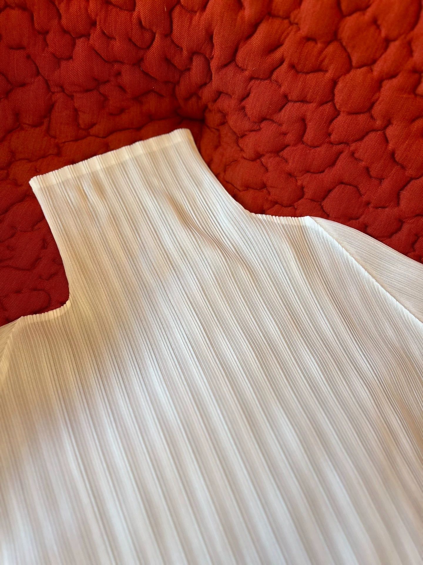 Issey Miyake issey miyake White elastic pleated long sleeved shirt Size US M / EU 48-50 / 2 - 5 Thumbnail