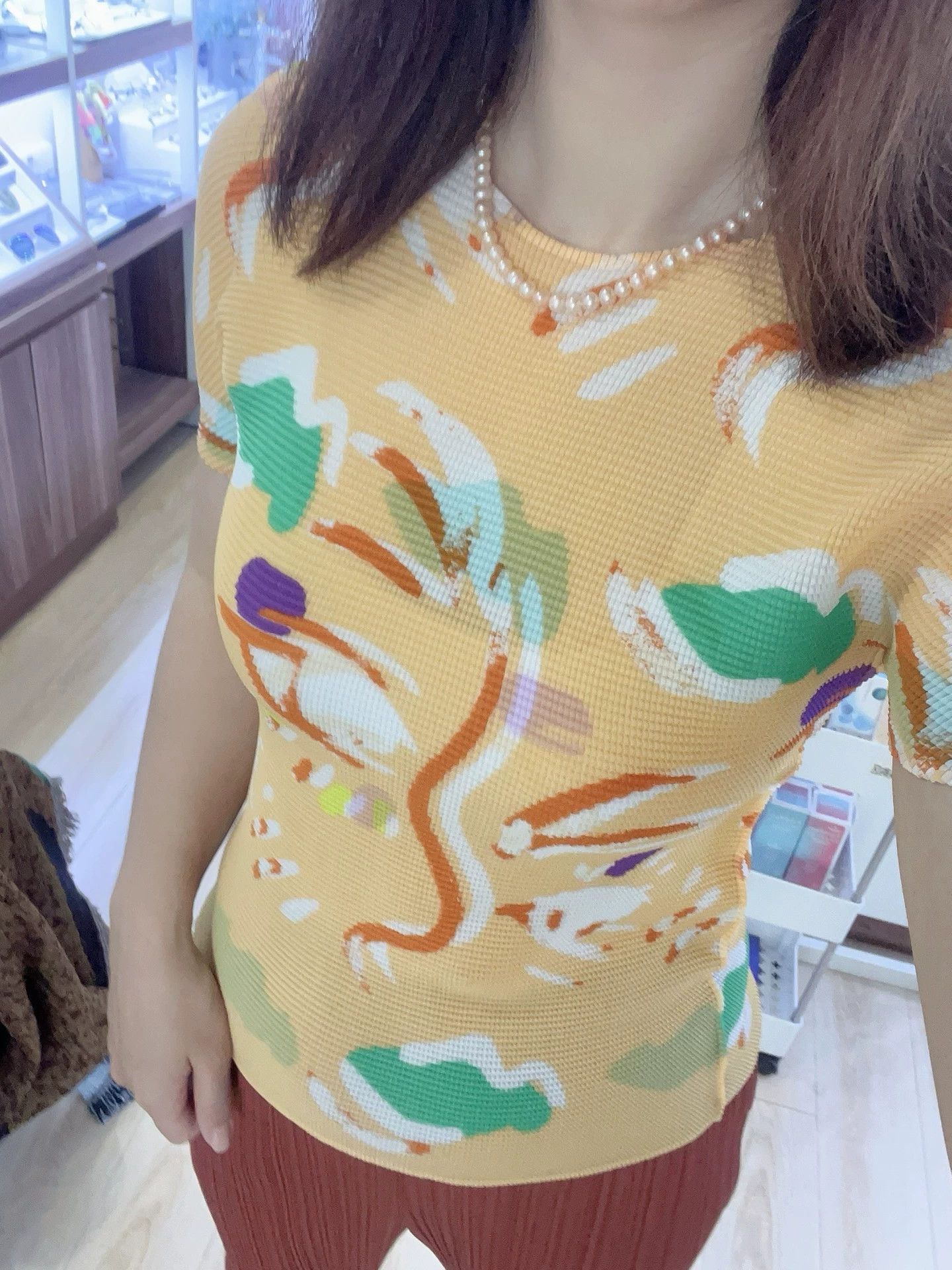 Issey Miyake issey miyake Yellow round neck bunny pleated short sleeved shirt Size US M / EU 48-50 / 2 - 7 Thumbnail