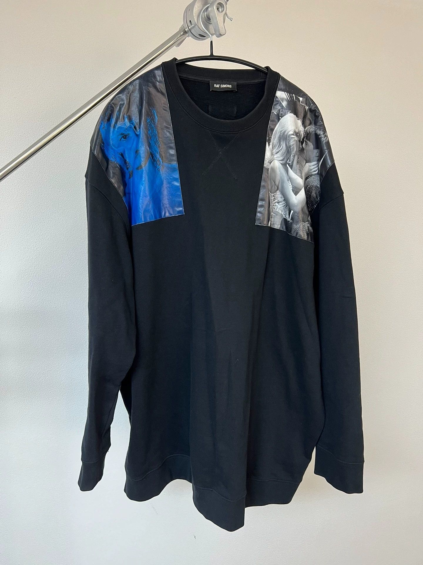 Raf Simons Raf Simons Moviegoer portrait velvet long sleeve sweater Size US S / EU 44-46 / 1 - 2 Thumbnail