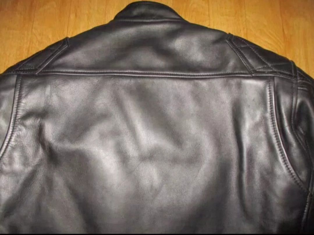 Kadoya Diamond lattice straight pull leather coat