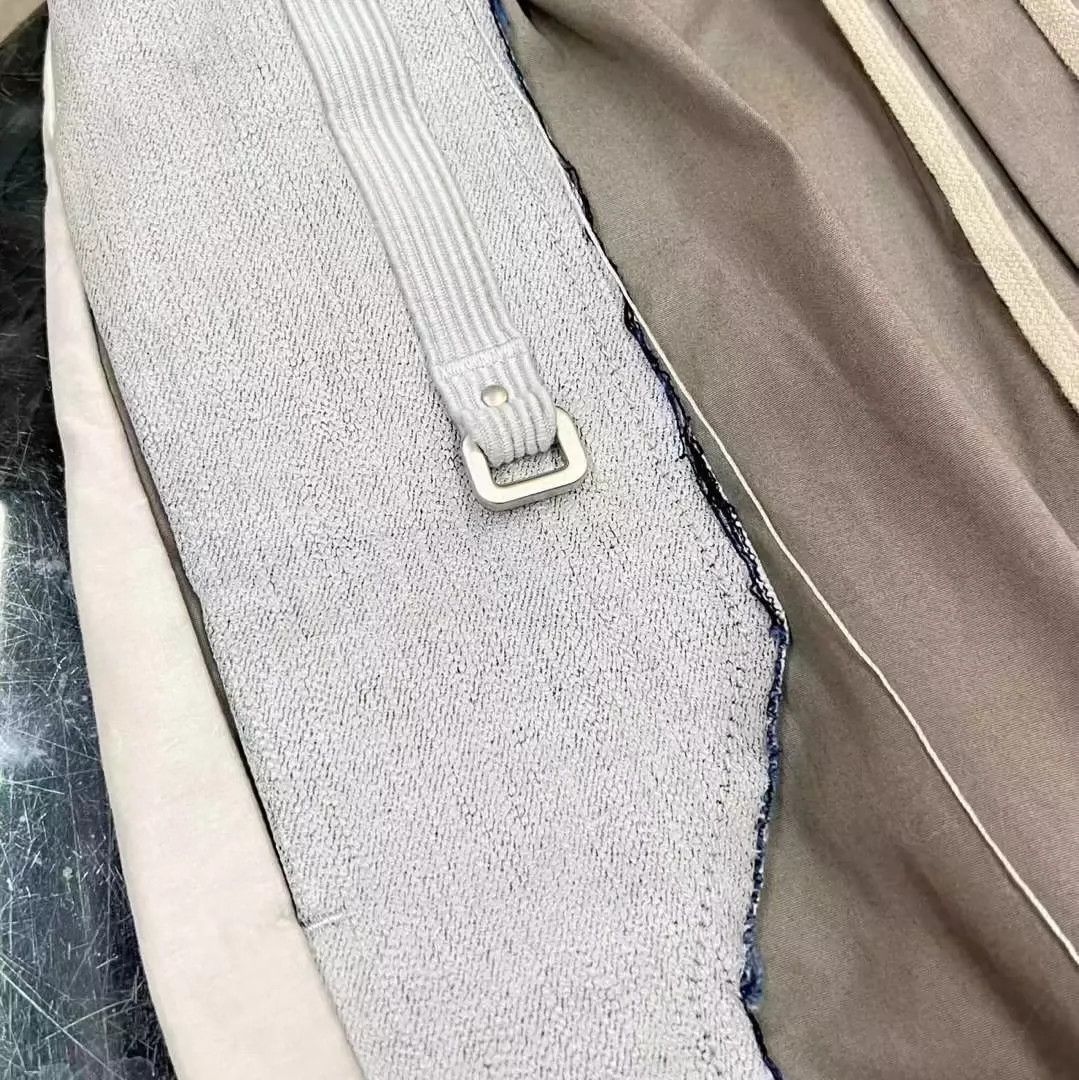 Rick Owens Rick owens Splicing damaged shorts Size US 34 / EU 50 - 3 Thumbnail
