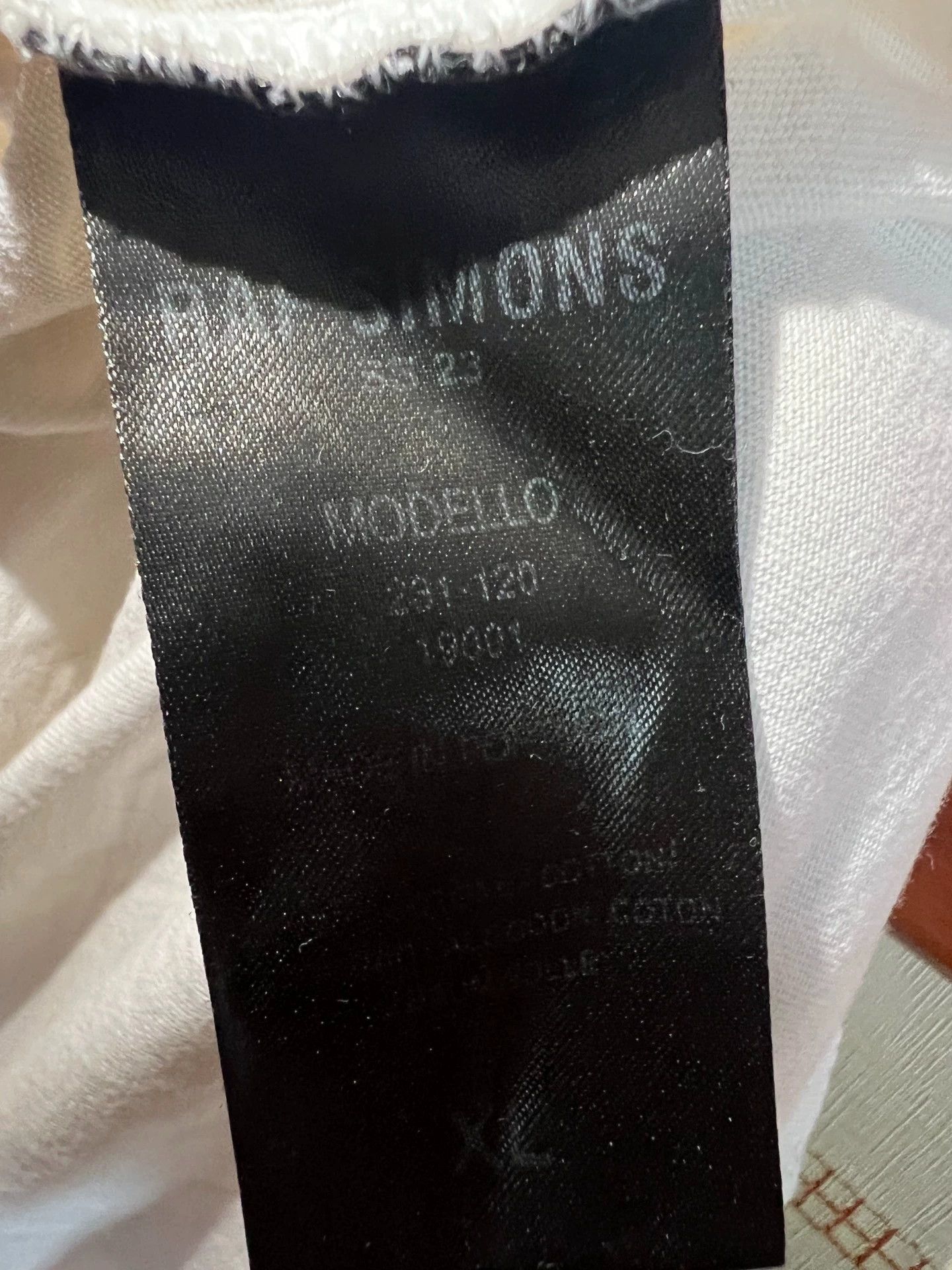 Raf Simons Raf Simons "r" logo short sleeves Size US XL / EU 56 / 4 - 5 Thumbnail