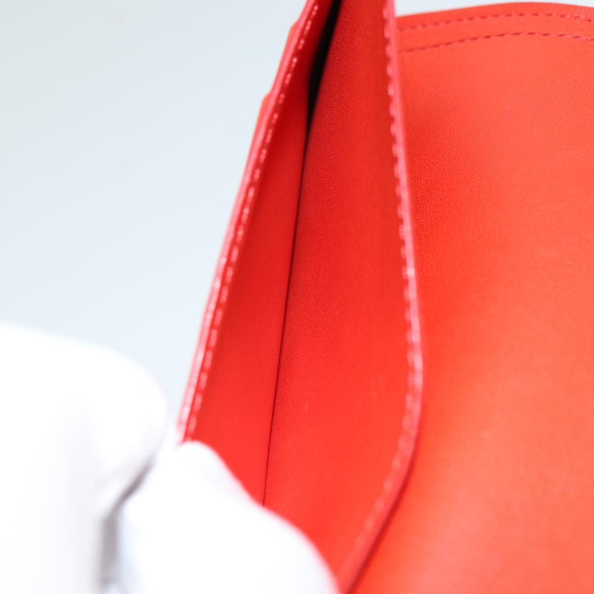 Louis Vuitton James Red Leather Wallet (Pre-Owned) Size ONE SIZE - 18 Thumbnail