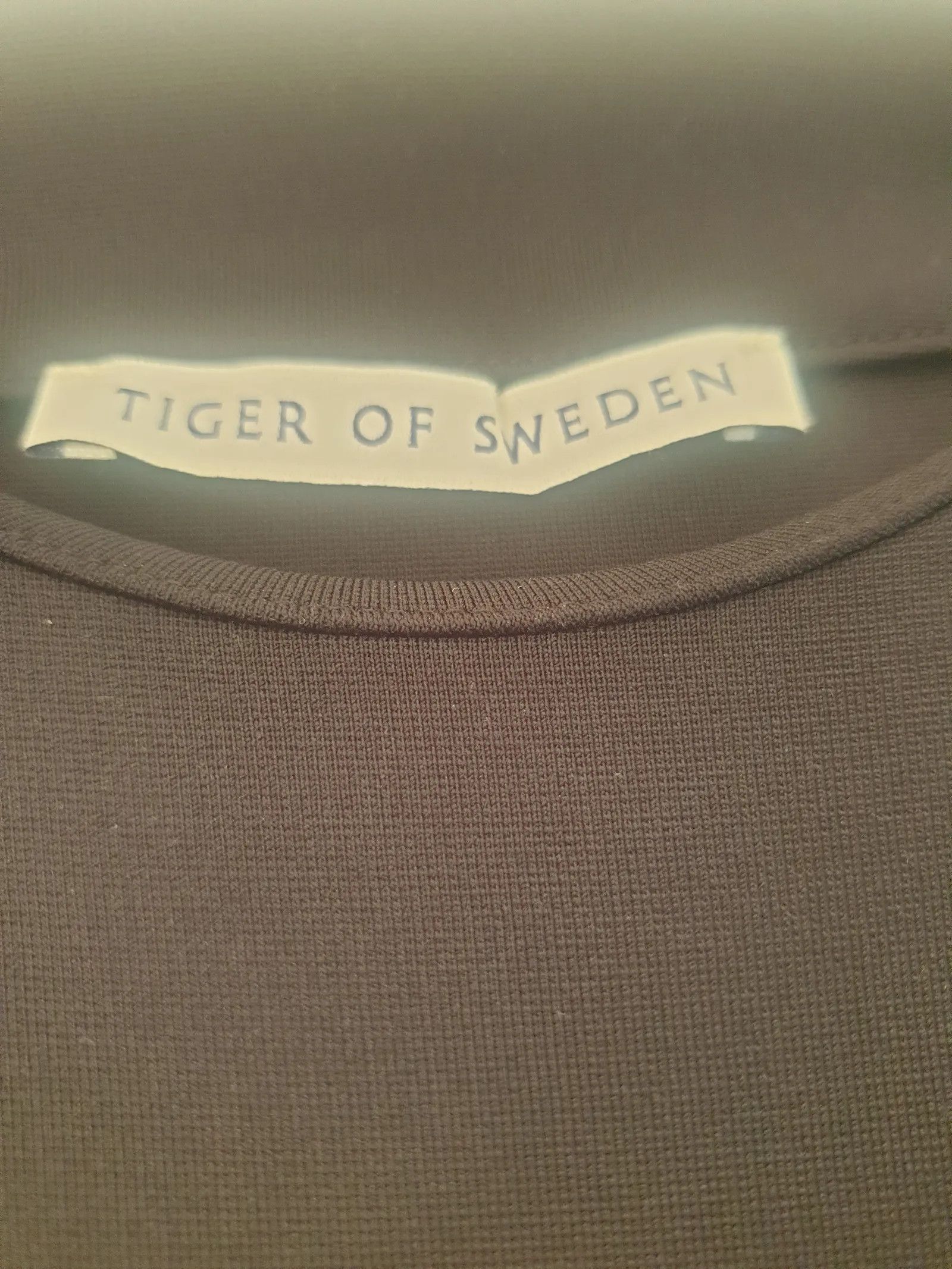 Tiger of Sweden Tiger of Sweden Top Size S / US 4 / IT 40 - 2 Thumbnail