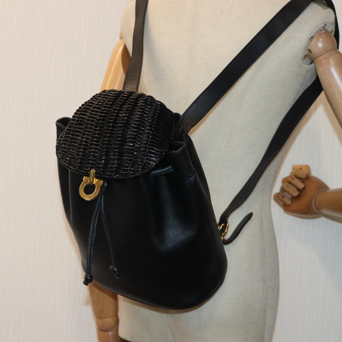 Salvatore Ferragamo Gancini Black Leather Backpack Bag (Pre-Owned) Size ONE SIZE - 7 Thumbnail